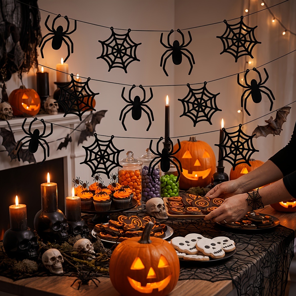 Spider Web Halloween Decoration - 2 комплекта гирлянд-баннеров с паутиной на